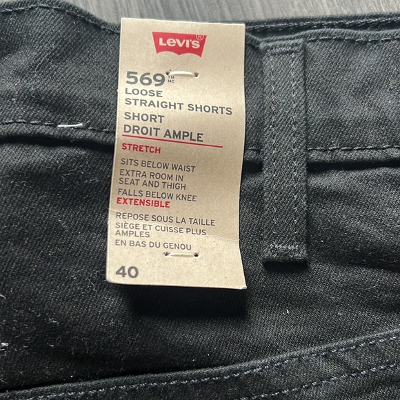 Levi’s Shorts 569 - Picture 2 of 2